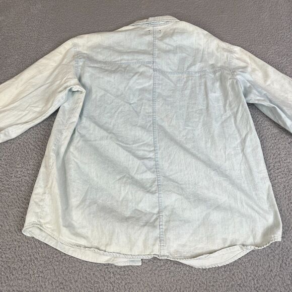 Volcom Denim Shirt Womens M Blue Denim Chambray Long Sleeve Pocket Nice Fade - Picture 4 of 9